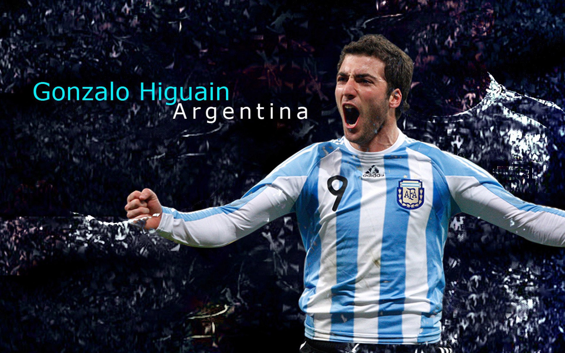 “罗密欧·冈萨雷斯的精准传球与快速反应，成为美洲狮队的战术指挥者”